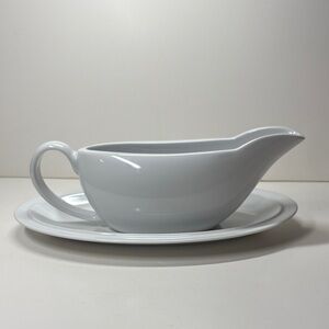 Classic White Gravy Boat with Saucer